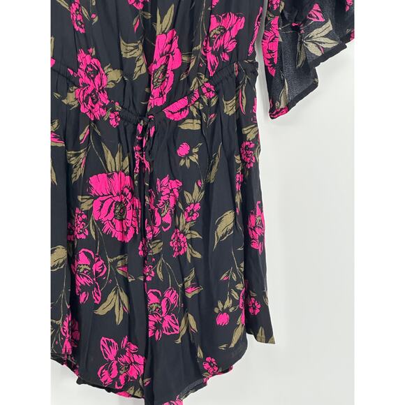 Express Women's Romper Size M Black and Pink Floral Ruffle Sleeve Boho Tie Waist - Picture 4 of 12